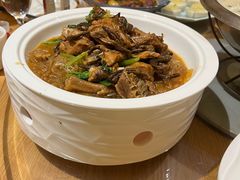 小鸡炖野生黄磨-小土豆北方菜馆(文慧园店)