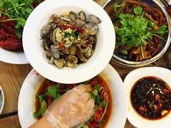 -鲁小三·大骨自助(金山总店)