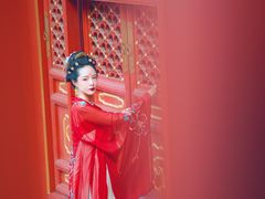 -翩若国风汉服体验馆