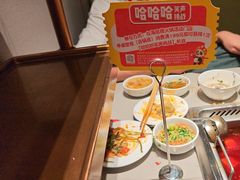 -海底捞火锅(宝龙广场夜宵主题店)