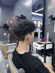 -藤野造型烫发染发