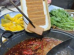 -贰回巷火锅馆(钟楼店)