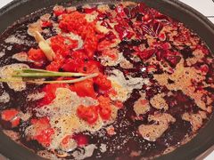 -旧街市鲜货老火锅(大光路店)