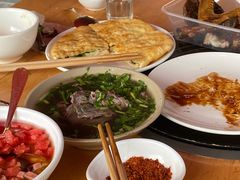 -大众跷脚牛肉馆·非遗传承单位(峨眉山店)