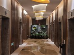 -广州中心皇冠假日酒店·百粤楼