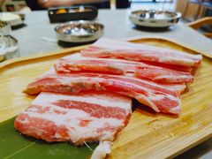 五花肉-哈哈碳都·牛肋条无限自助烤肉(台江万达店)