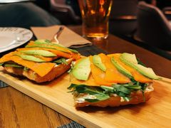 三文鱼牛油果-IL TEATRO 精品意大利餐厅