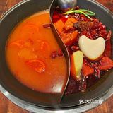 市井味巨浓的重庆老火锅🥘