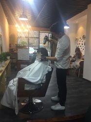-明洞造型精品烫染