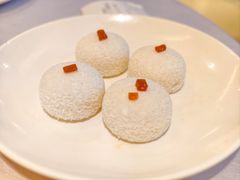 椰蓉奶油球-马凯餐厅(长椿街店)