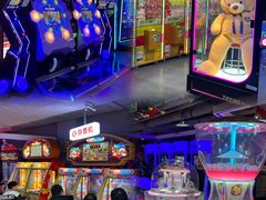 -嗨翻Hi-Fun竞技主题乐园·蹦床亲子生日轰趴(国光1937店)