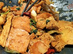 -风光老灶麻辣香锅(大成路翠微百货店)