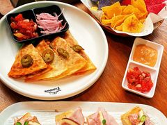 -Famous肥猫墨西哥音乐餐吧(五棵松华熙LIVE店)
