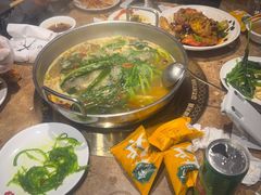 -七欣天香辣蟹火锅(上海银亿滨江店)