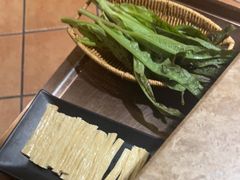 -七欣天香辣蟹火锅(苏州塔园路店)