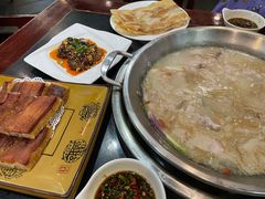 -老来福·非遗酸汤兔(凯旋路店)