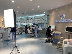 -极光口腔·矫正种植修复(锦江店)
