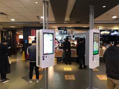 门面-麦当劳(城西银泰店)