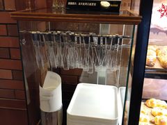 面包甜点陈列柜-精点味道(西安路店)