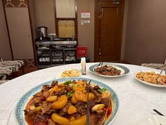 -汗腾格里·风味餐厅(新疆驻京办店)