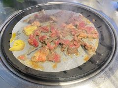 -哈哈碳都·牛肋条无限自助烤肉(台江万达店)