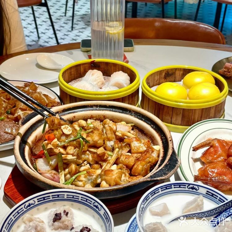 消费不贵适合聚餐的港式餐厅。