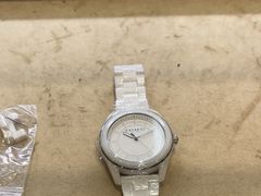 -亨得利名表服务中心(上海湾店)