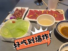 -生活如沸·顺德水牛奶火锅(人民广场店)