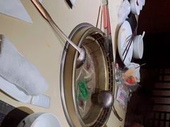 -余欢领鲜火锅(新街口店)