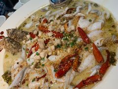 -鱼亨小鲜酸菜鱼(大信店)