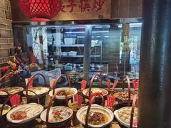 -帅巴人舅母子腊蹄民俗村