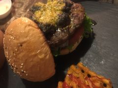 -HIGH FIVE哈福手工汉堡(桂林路店)