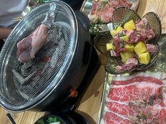 -青瓦餐厅·生鱼片·韩园烤肉(西塔店)