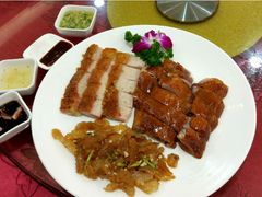 烧鹅拼烧肉-朱仔记食府(江南大道店)