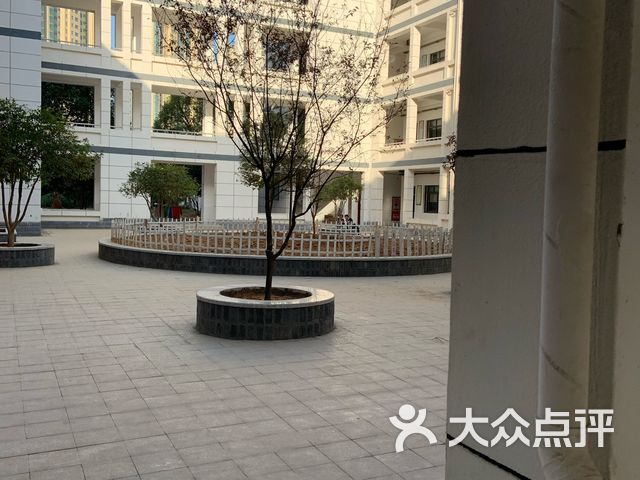 莲塘一中银河校区
