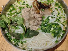 生烫牛肉米线-云尊府云南菜·蒸汽石锅鱼(学清路店)
