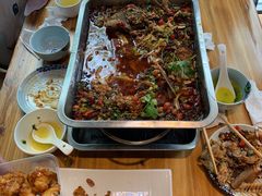 -自贡盐帮菜·玩辣餐厅(樱花园西街店)