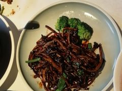 -八府香鸭·啫啫煲(华山路店)