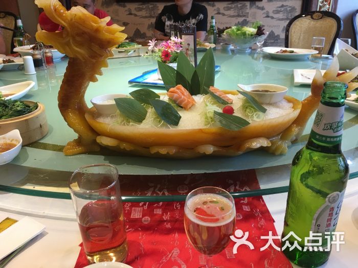 鹊华居酒楼的点评