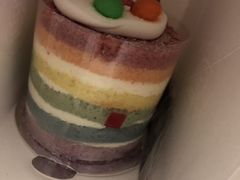 迷你彩虹蛋糕-巴黎贝甜(龙之梦购物中心虹口店)