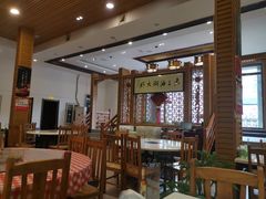 大堂-老三龙虾(汉阳杨泗庙店)