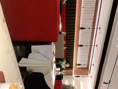 -阿妮叶李(光谷世界城店)