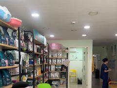 -佳雯宠物医院·皮肤科·内外科(春晓路分院)