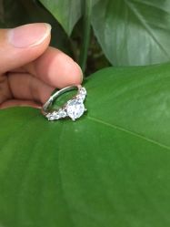 -威德钻石-克拉钻大本营(南京东路店)