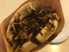 -烤鸭肉夹馍鸭汤店