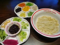 老北京炸酱面-方砖厂69号炸酱面·烤鸭(前门鲜鱼口店)