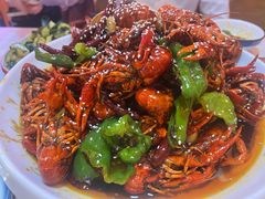 -海盗船. 龙虾烧烤. 酒馆