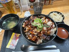 -難波肉劇場