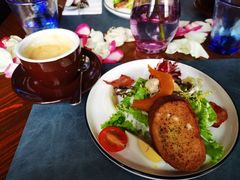 主厨推介沙拉-YUE·6·西式融合餐厅(外滩六号店)