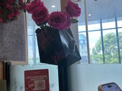 -海底捞火锅(新松江路店)